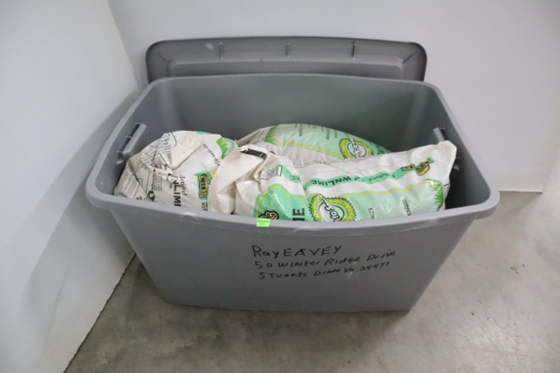 Tote With 5 Bags of Pelletized Online