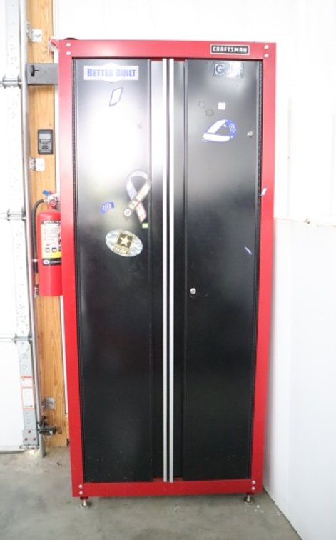 Craftsman Metal Cabinet, No Key To Latch Doors