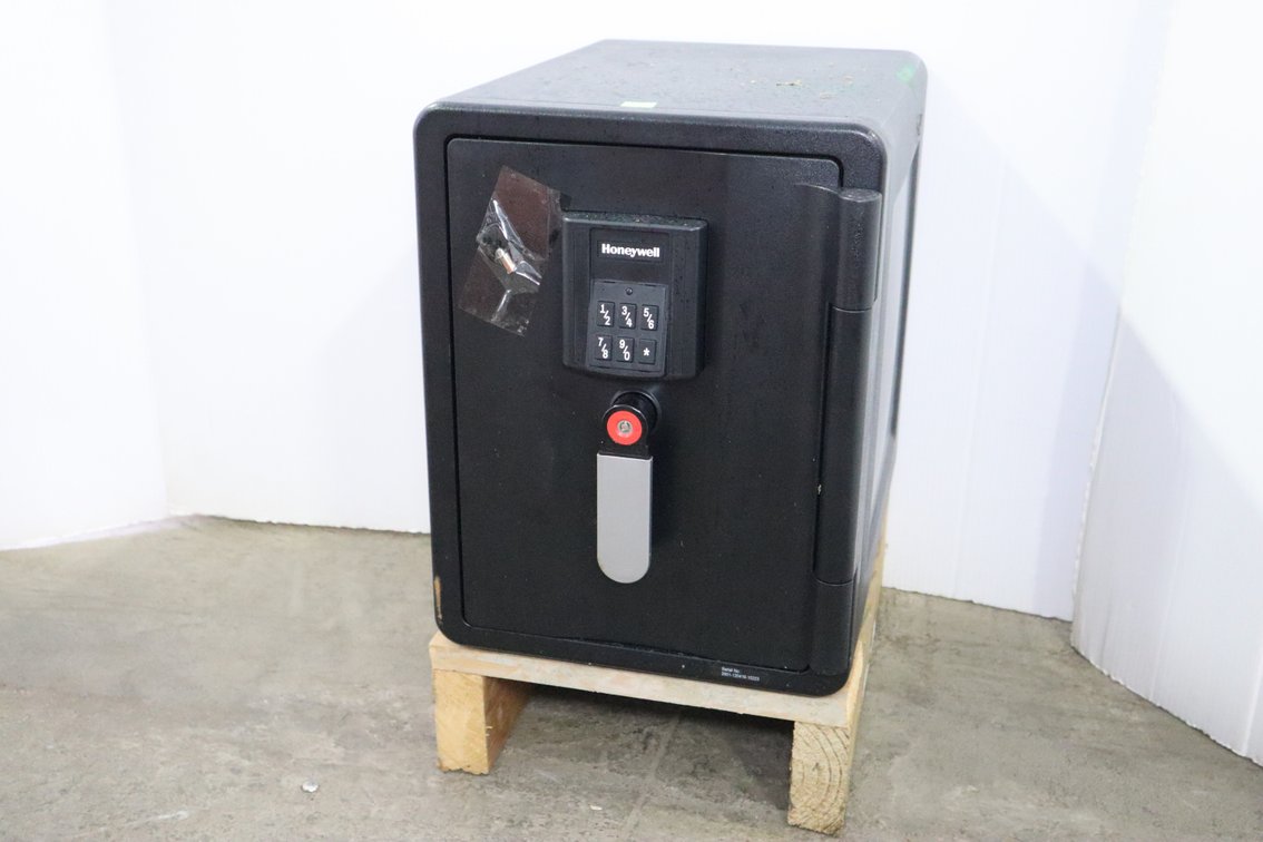Honeywell Safe