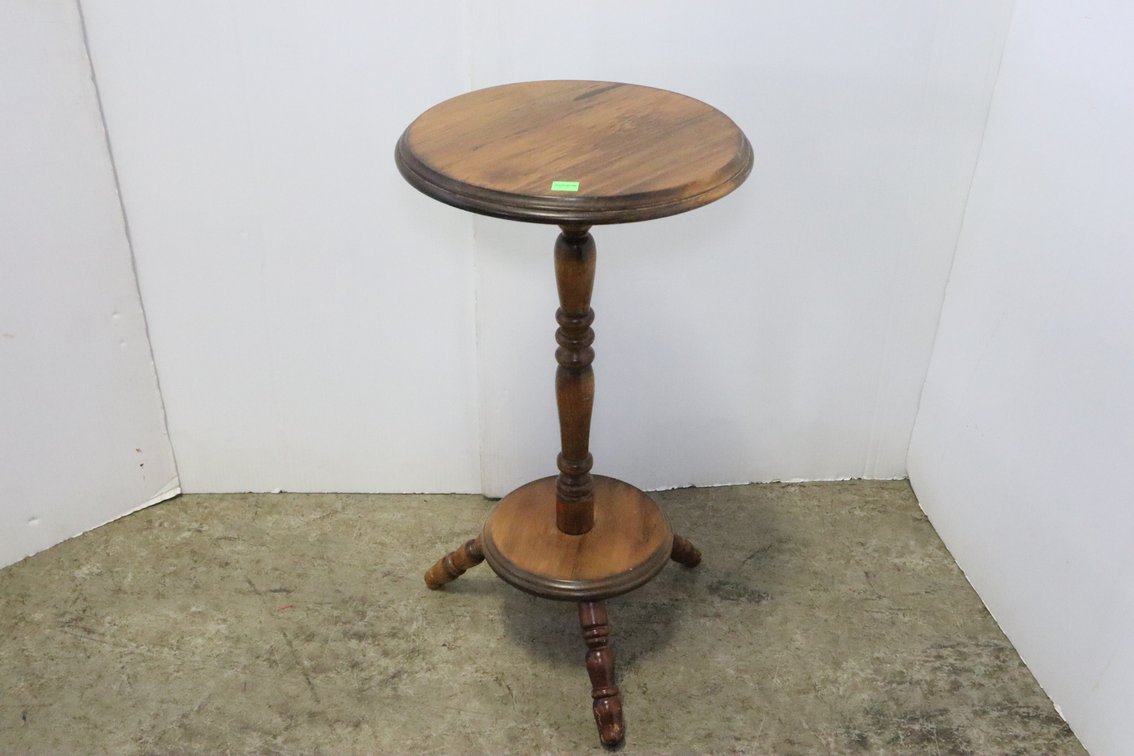 Lamp Stand