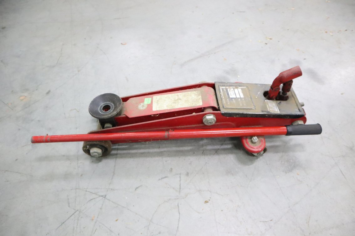 1.5 Ton Floor Jack