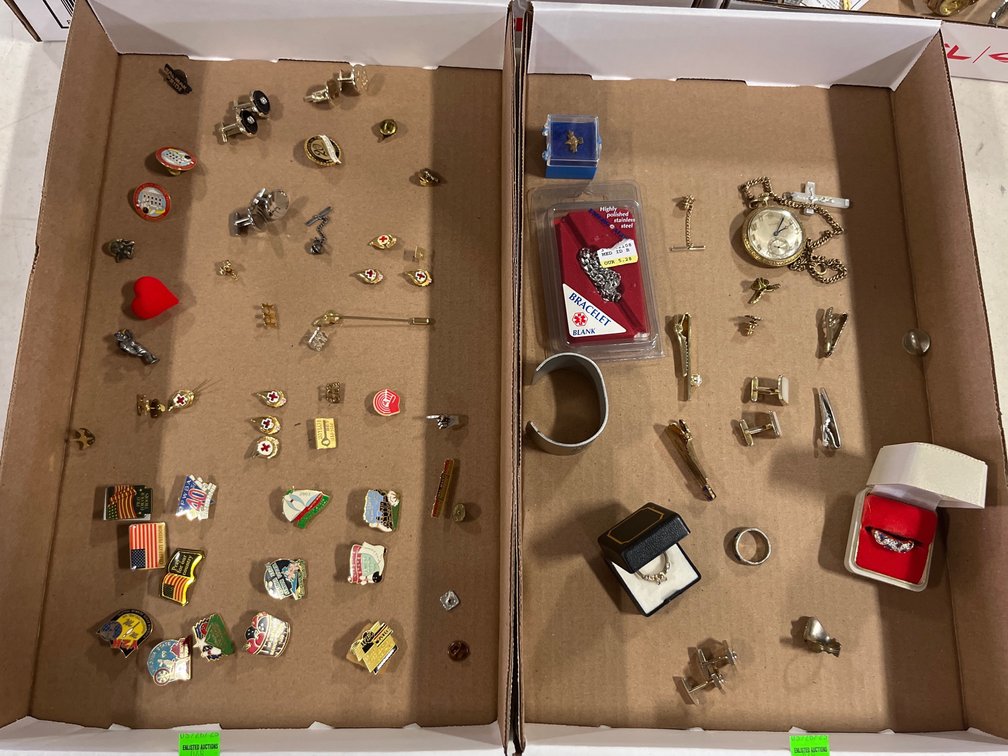 Jewelry, Pins, Brooches
