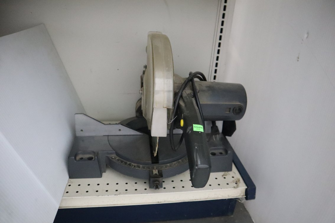 Craftsman 10" Compound Miter Saw