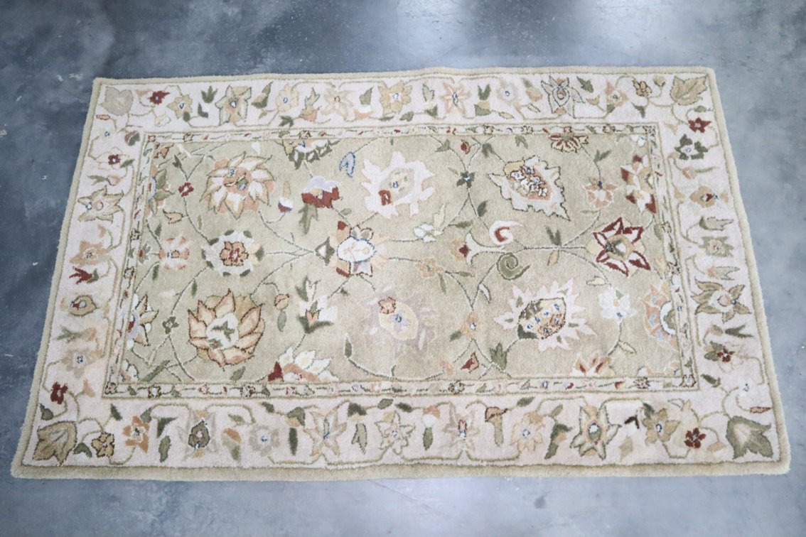 Rug