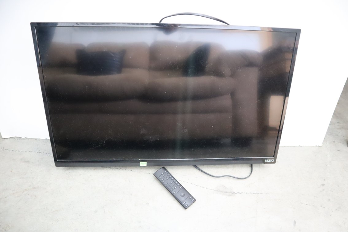 Vizio 32-Inch Tv With Remote