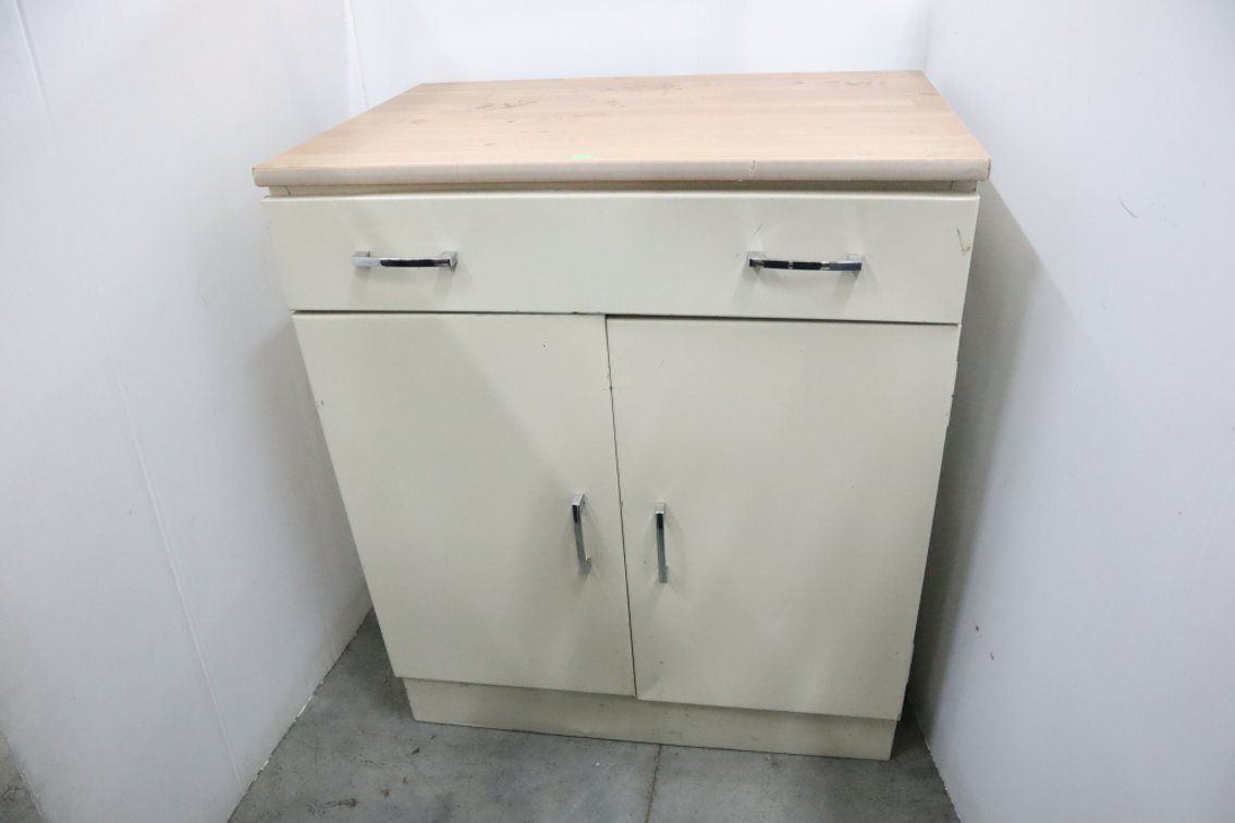 Metal Wash Stand