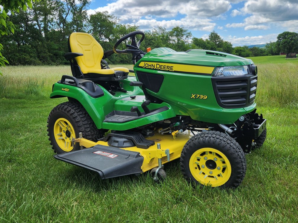 2020 John Deere X739 Lawn Tractor