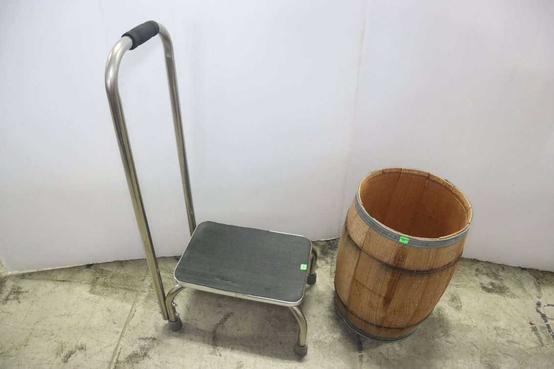 Nail Keg and Stool