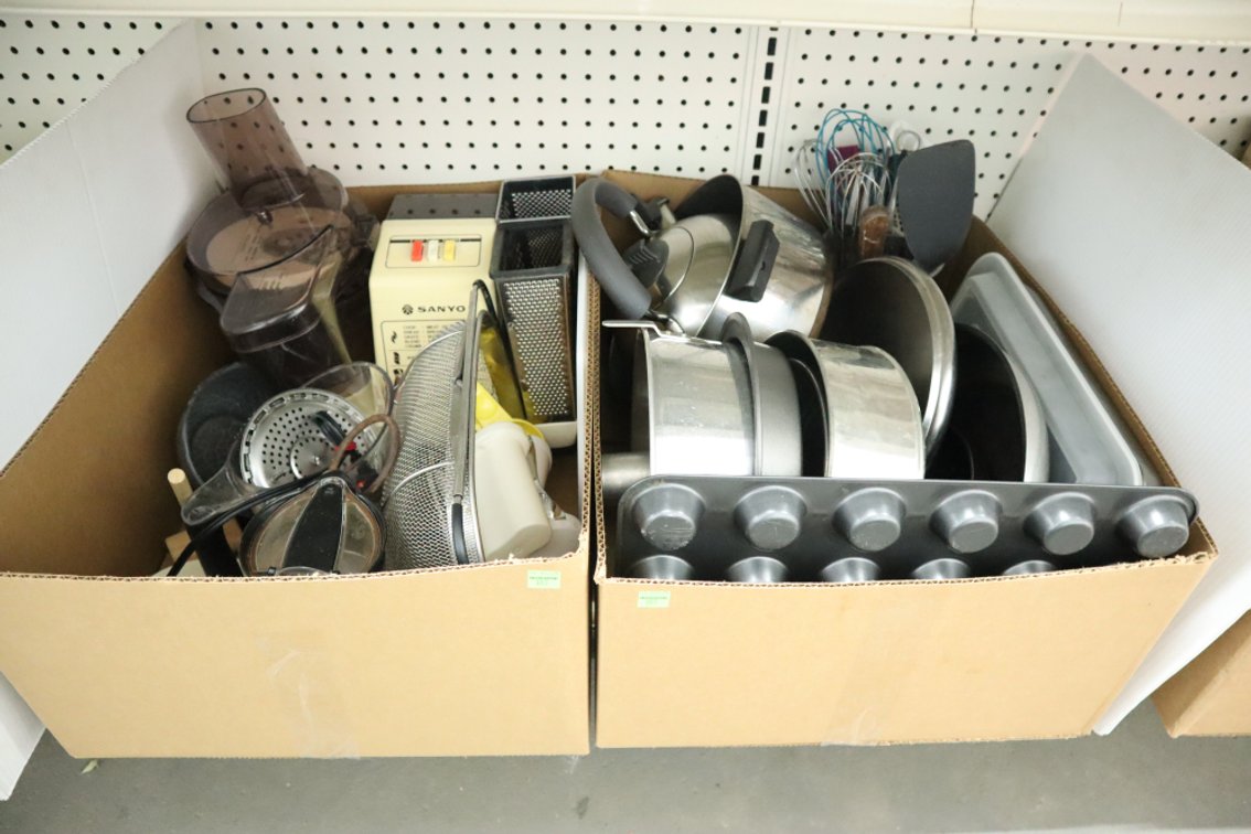 Kitchen Items, Food Processor, Baking Pans