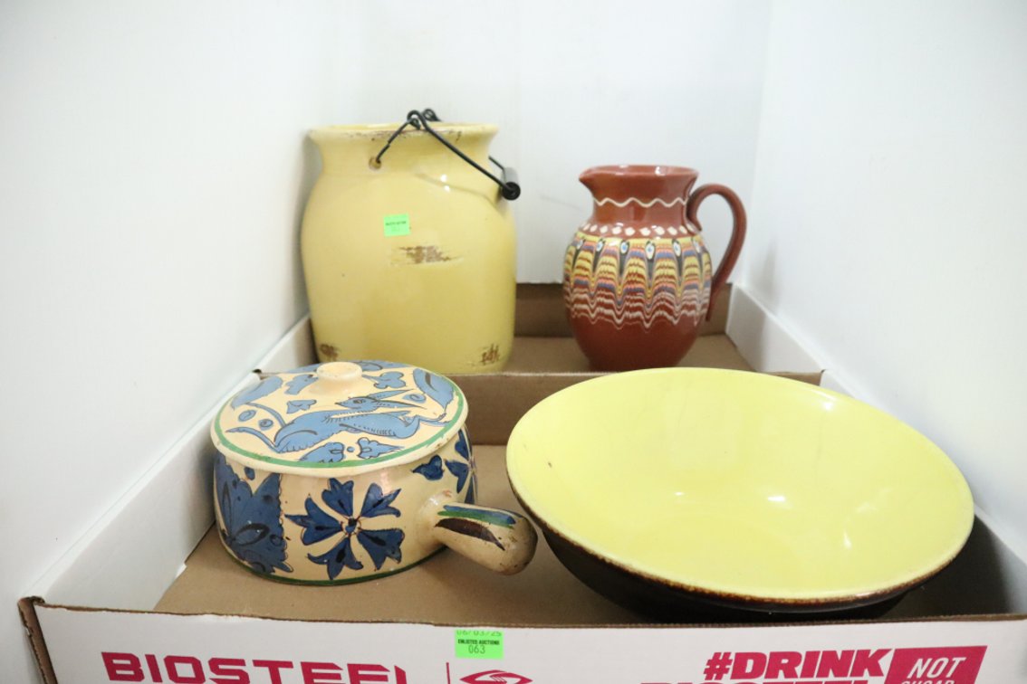 Stoneware and Collectible Pottery