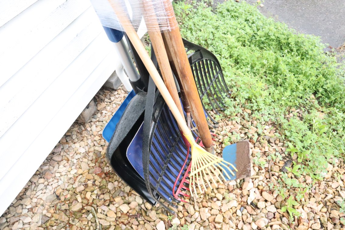 Snow Shovels, Yard and Garden Tools