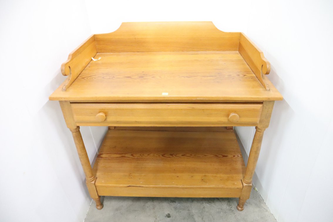 Antique Wash Stand