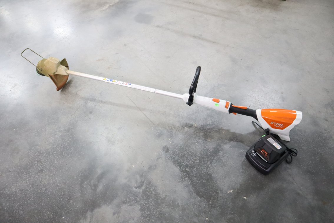 Stihl 36V String Trimmer With Battery and Charger