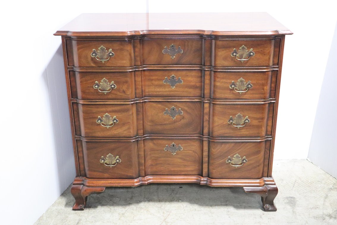 Kindle Dresser