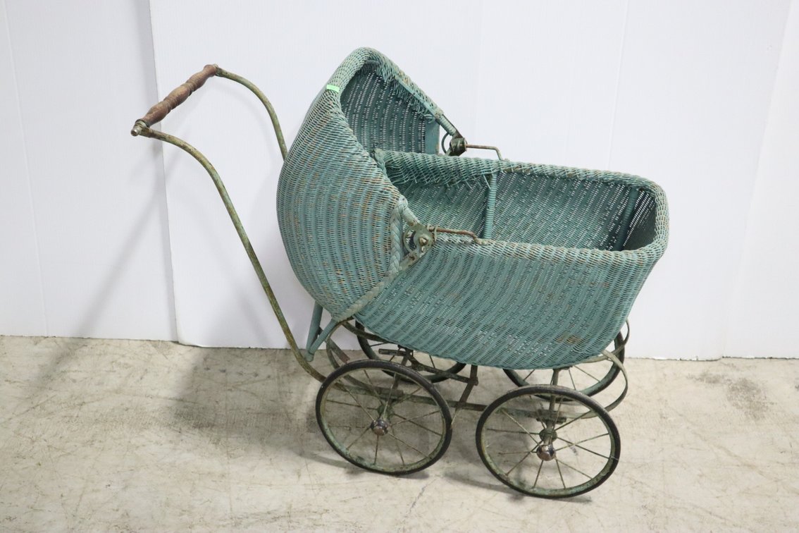 Antique Carriage