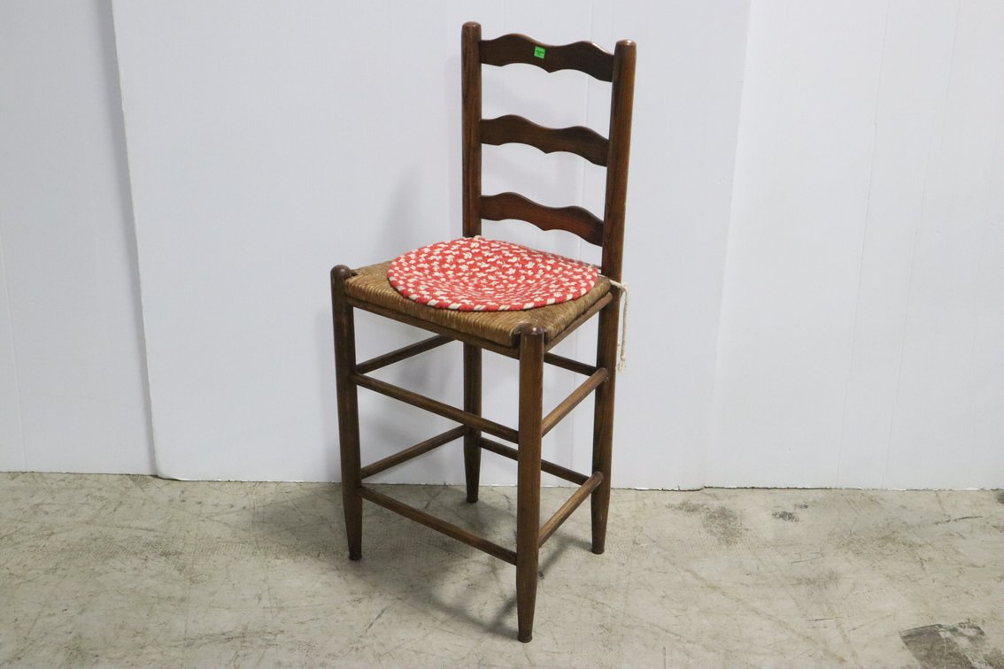 Barstool