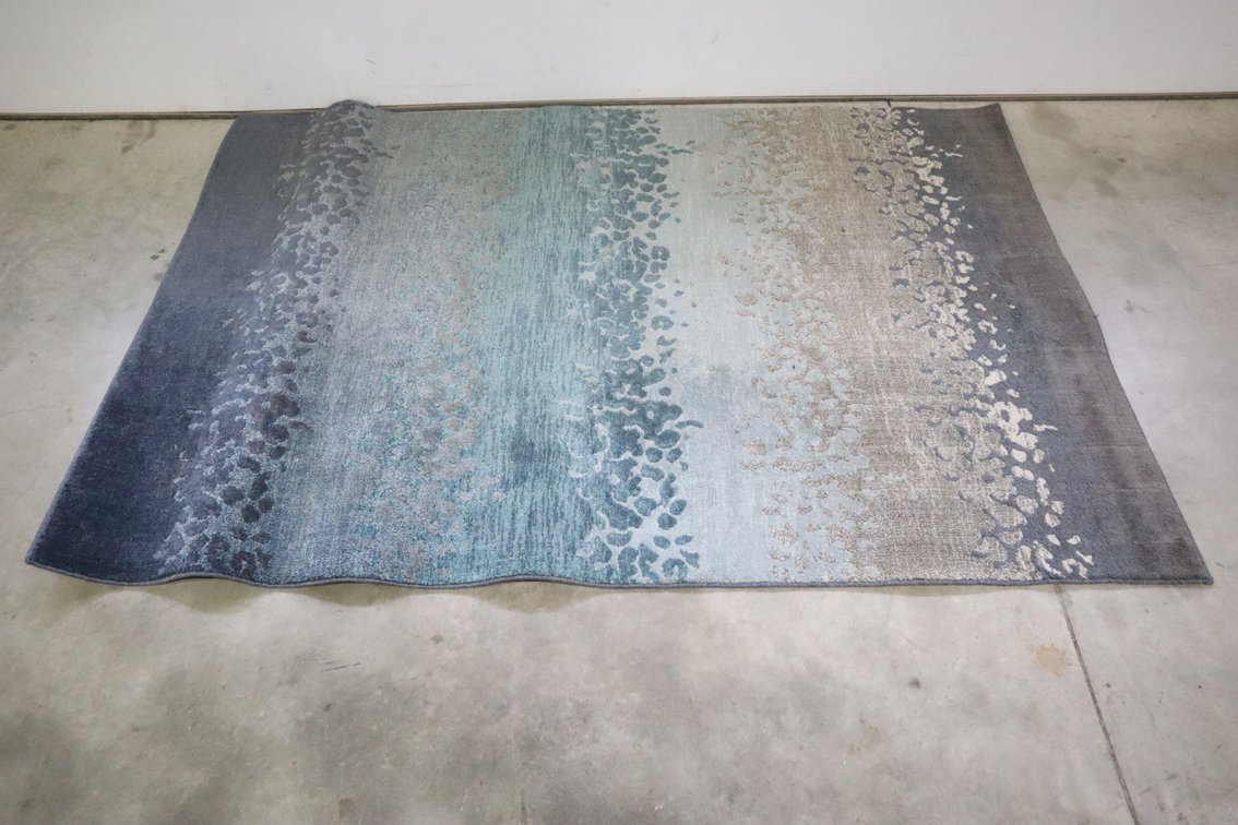 Lot 96