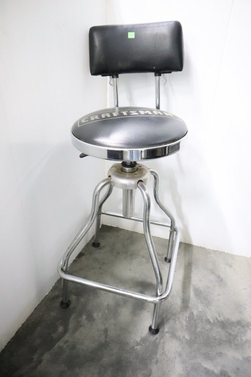 Craftsman Adjustable Swivel Stool