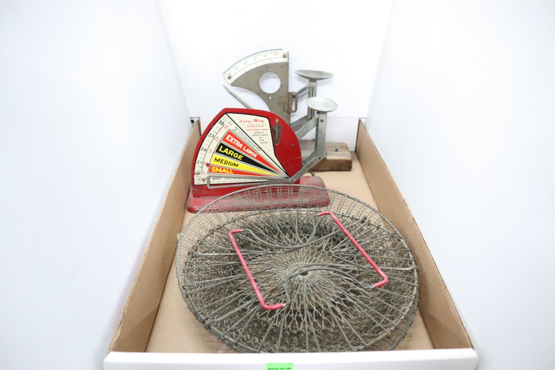 2 Vintage Egg Grading Scales and 2 Chainz Egg Baskets