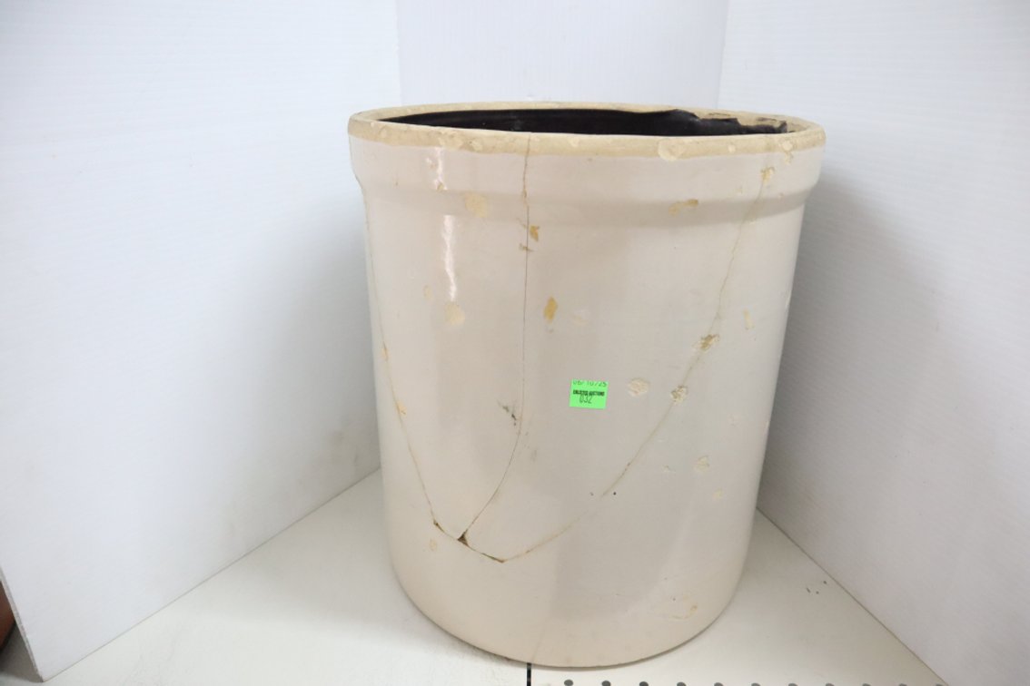 Stoneware Crock, Has Cracks