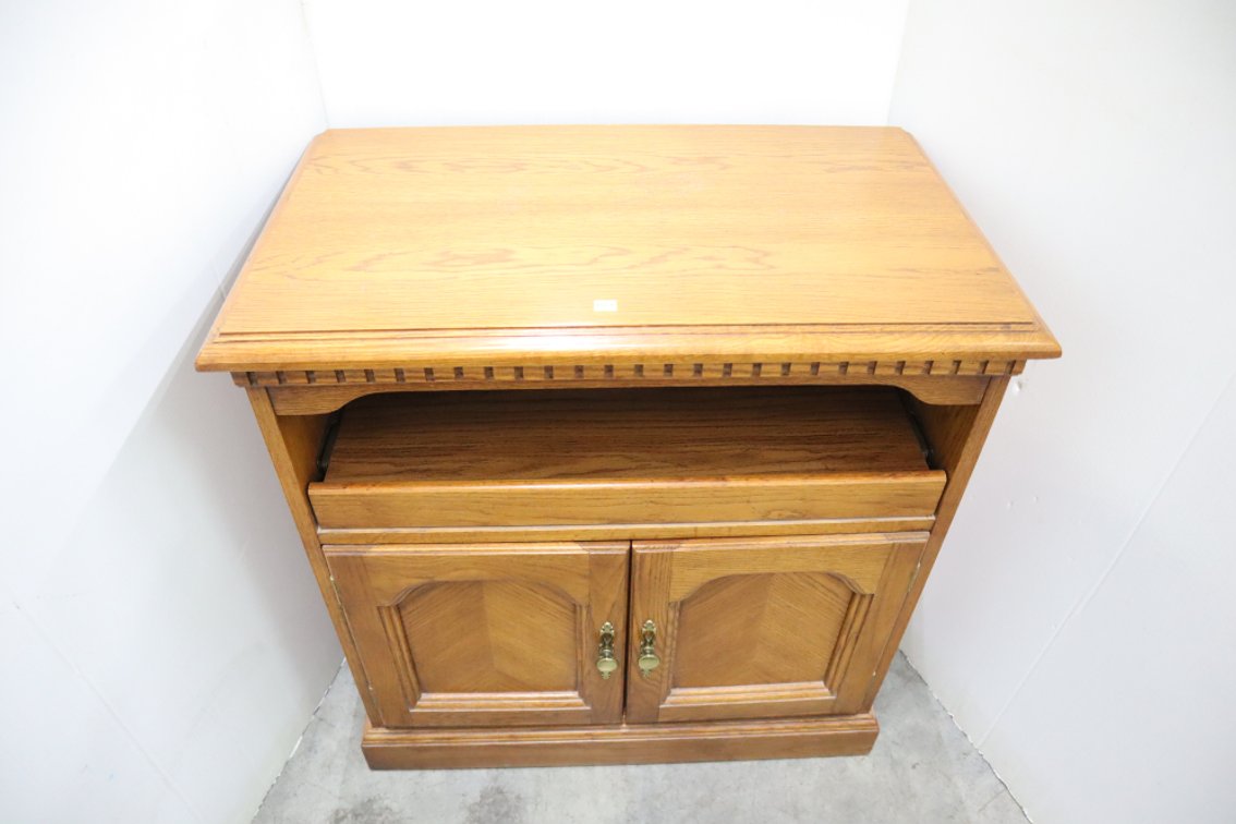Serving Cabinet