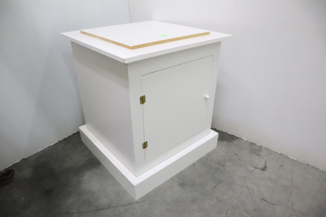 Small Stand With Swivel Top
