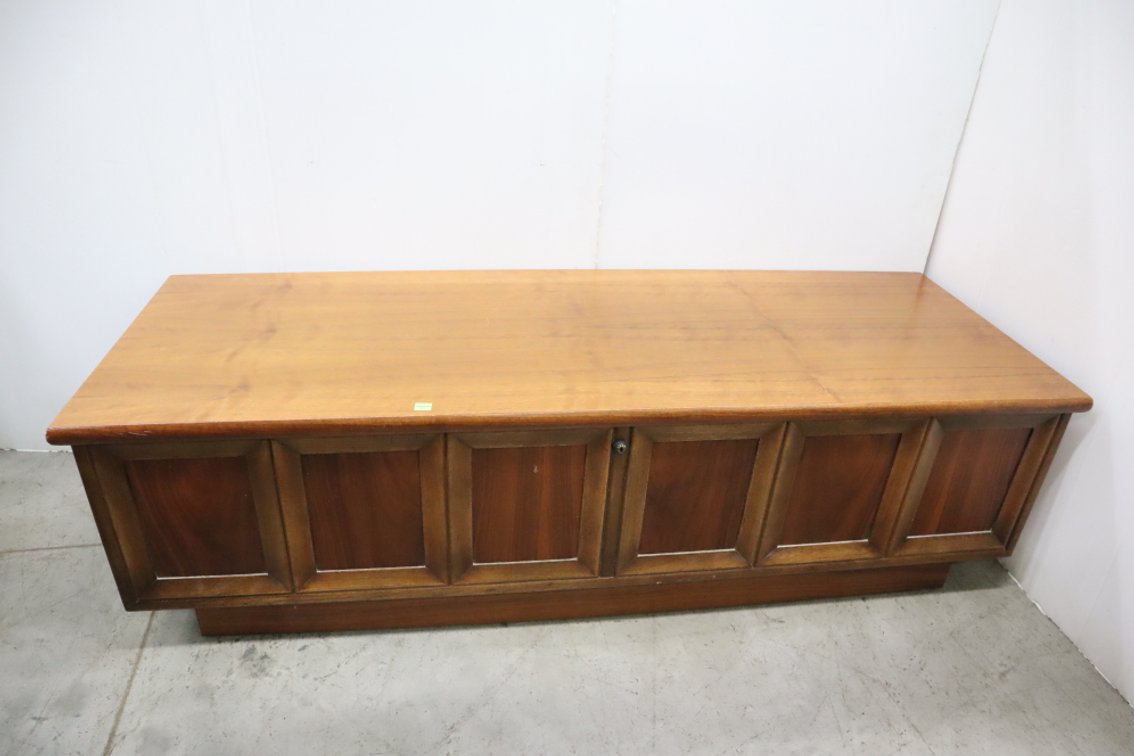 Lane Cedar Chest