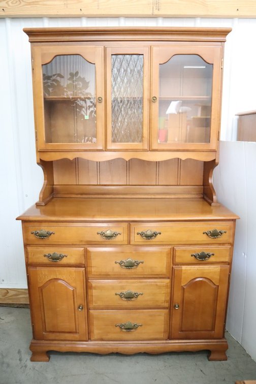 2-Piece Hutch