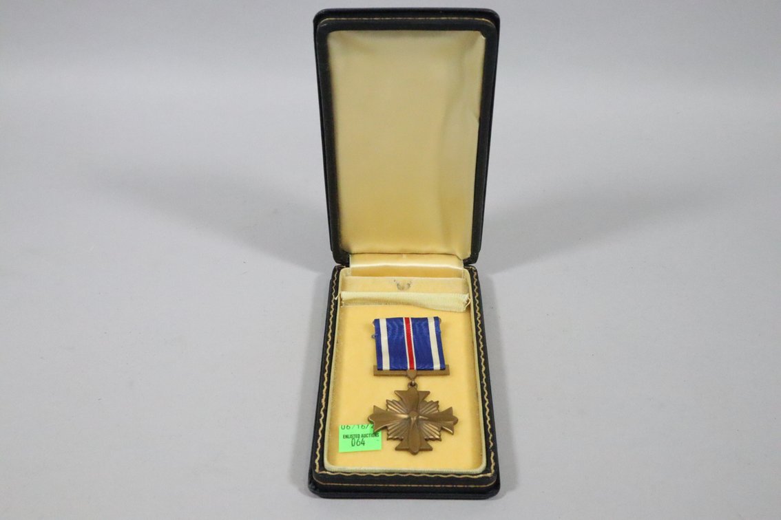 WWII Distinguished Flying Cross Medal