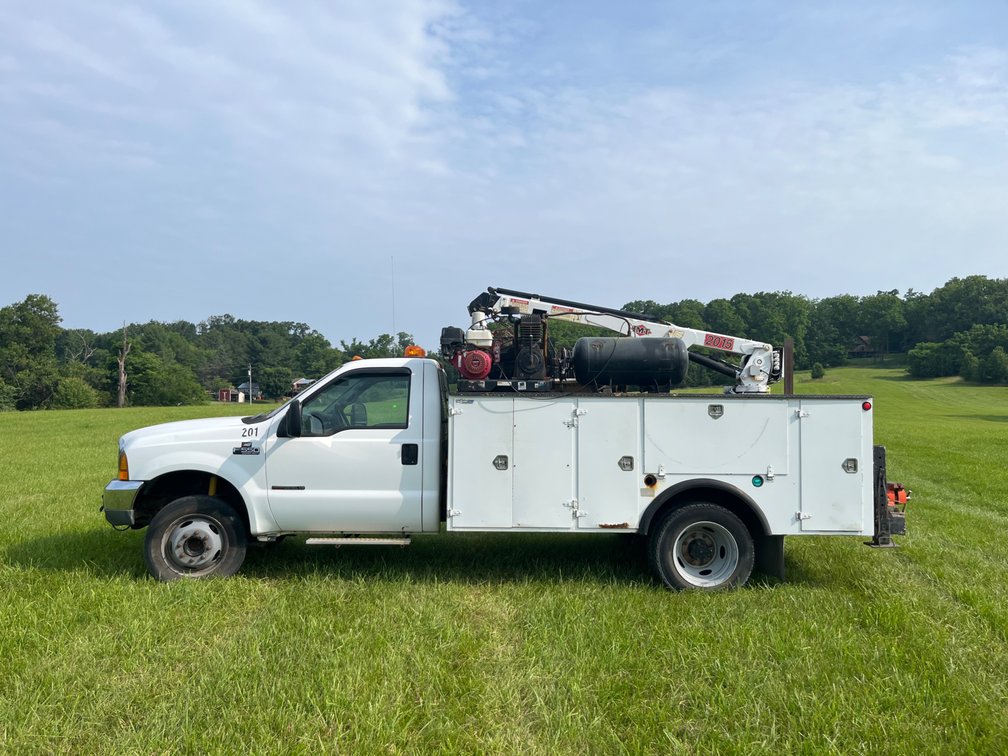 2000 Ford F-550 7.3L Diesel Truck, Manual, 357k Miles