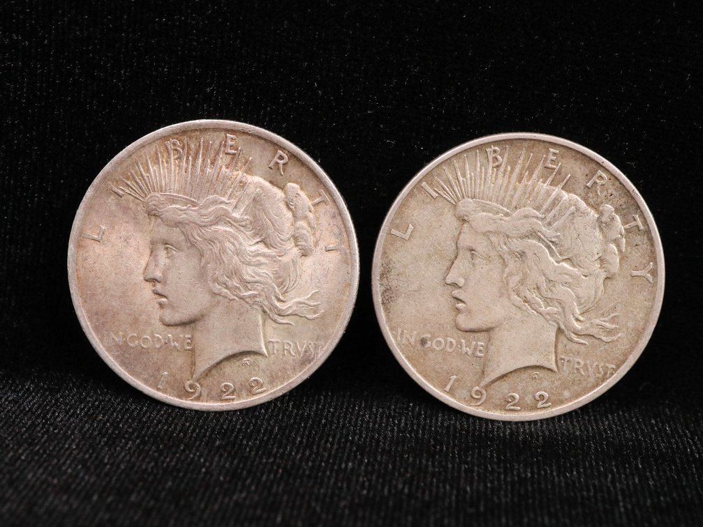 (2) Silver Peace Dollars 1922, 1922-D