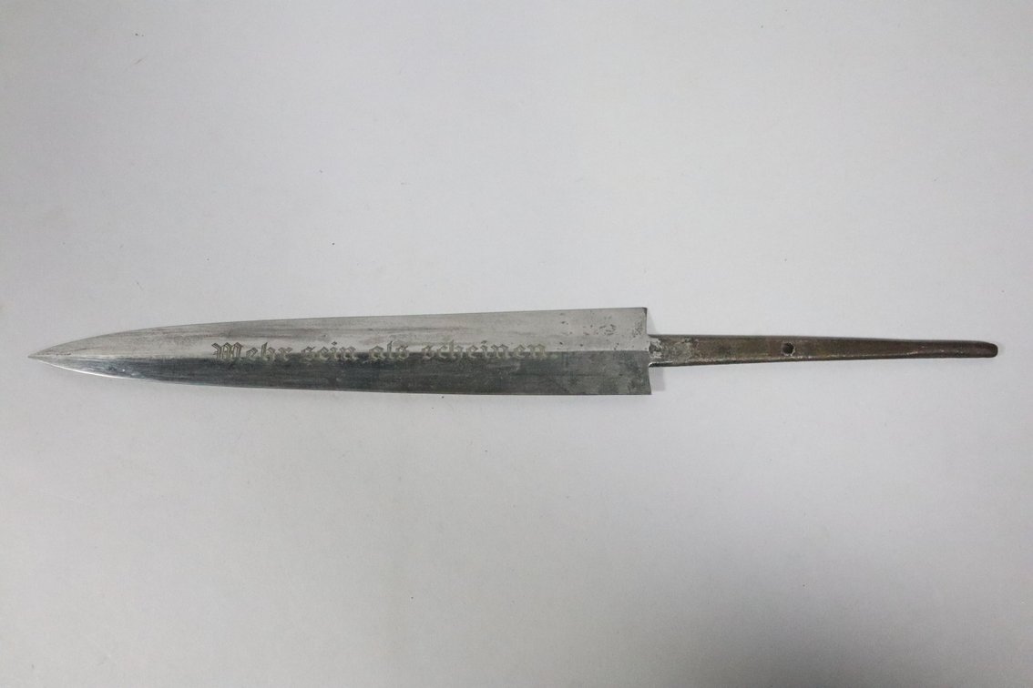 Nepa Dagger Blade