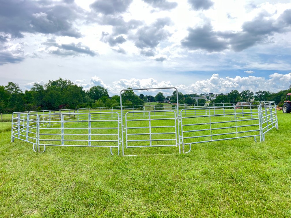 (14) 12' Round Pen Panels and (1) 6' Walkthrough Gate