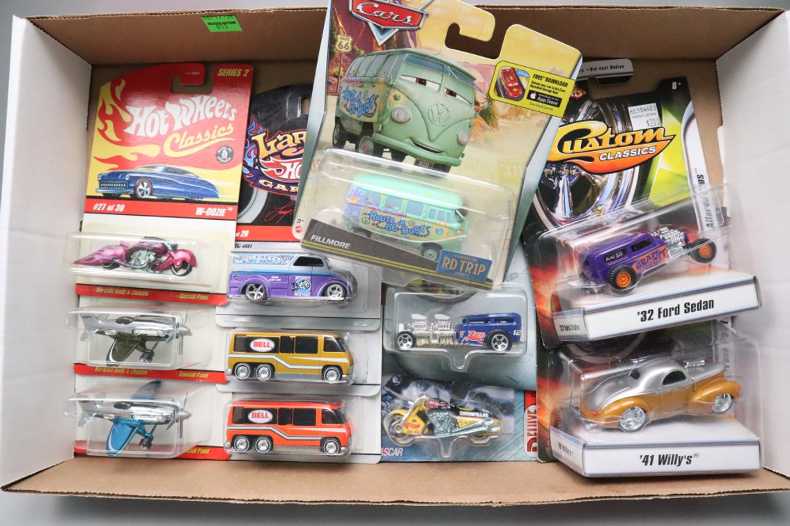 11 Specialty Hot Wheels