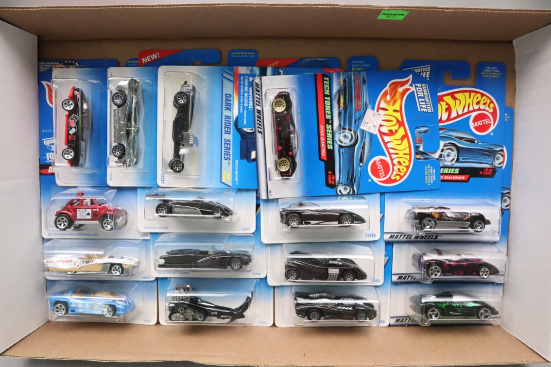 4 Complete Specialty Series Vintage Hot Wheels, 16 Hot Wheels Total