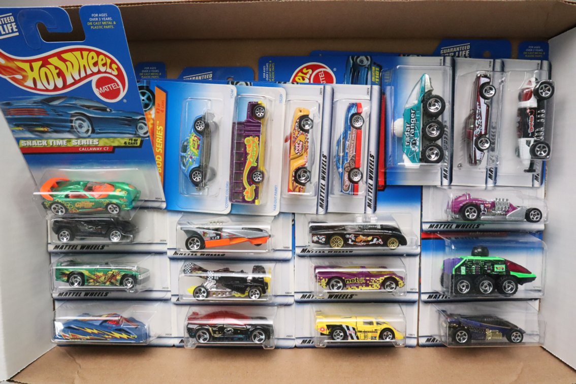 20 Specialty Series Hot Wheels