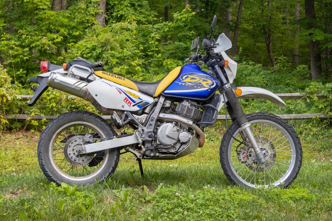 2000 Suzuki DR650SE Motorcycle