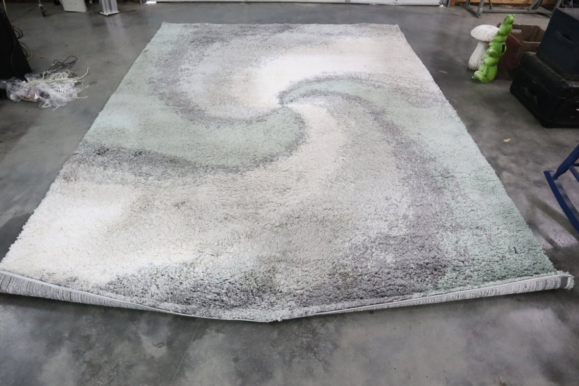 Large Shag Rug
