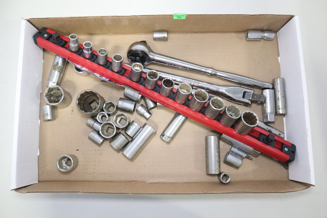Ratchet And Sockets