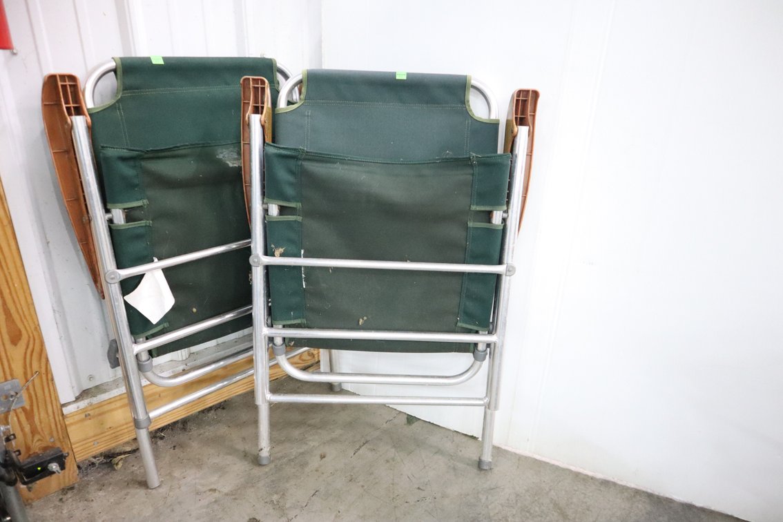 Pair of Folding Lawn Chairs