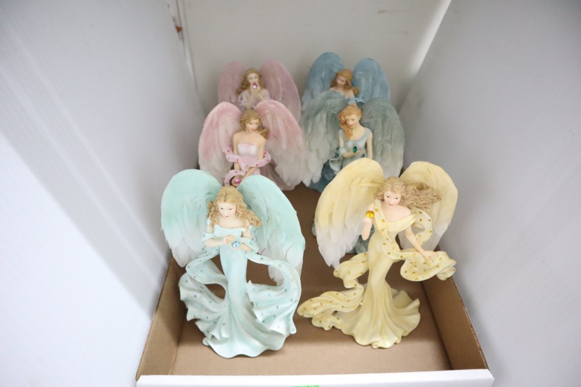 6 Angel Figurines