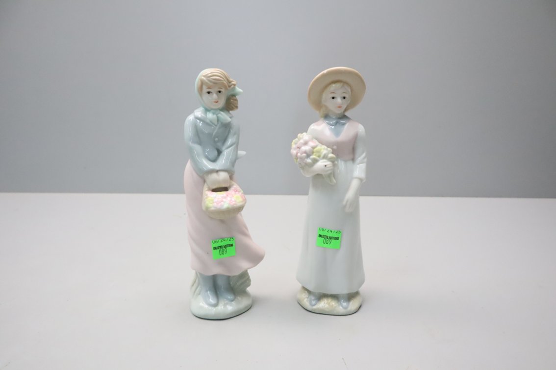 Pair of Porcelain Figurines