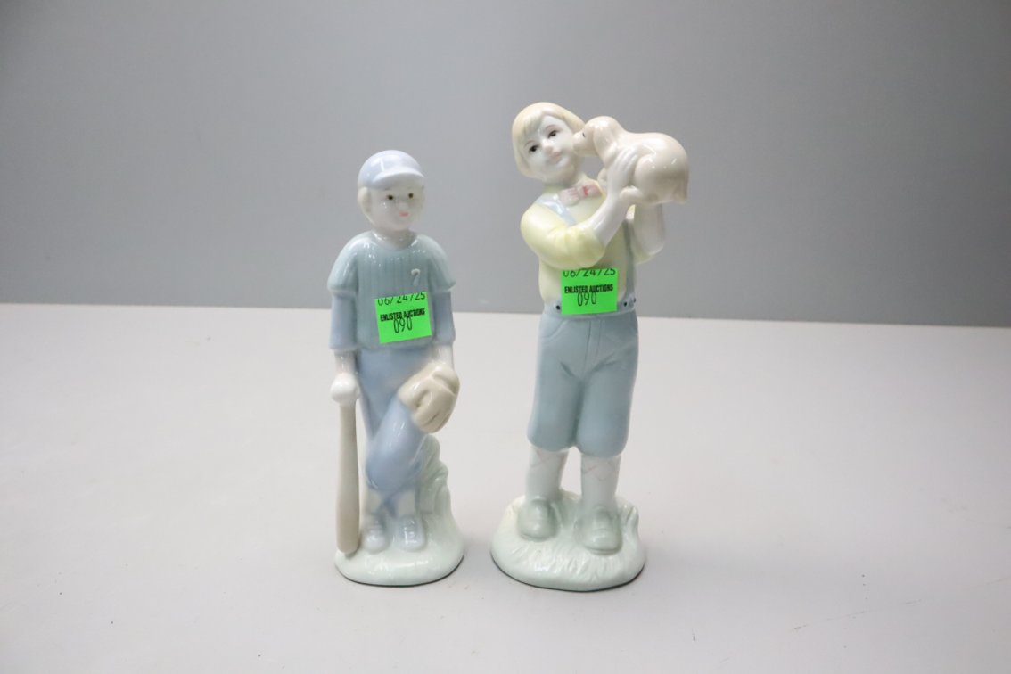 Pair of Porcelain Figurines