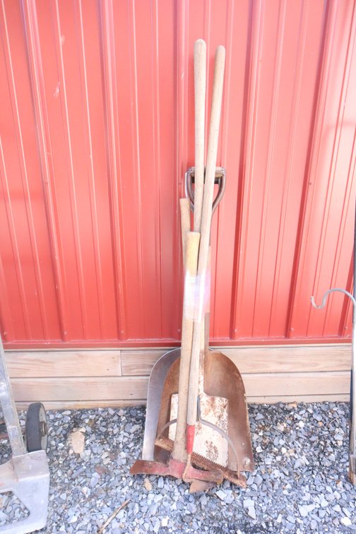Scoop Shovels and Garden Tools