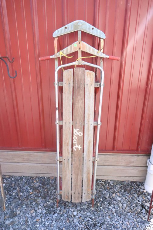 Vintage Runner Sled