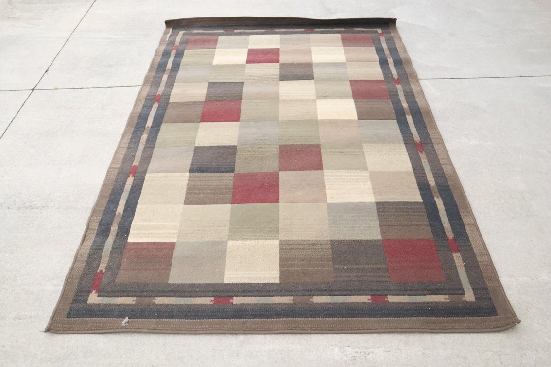 Area Rug