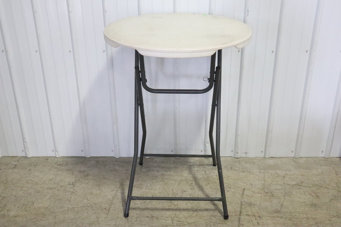 Round Folding Table