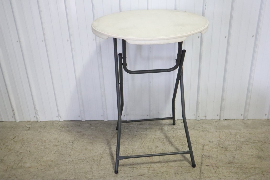 Round Folding Table
