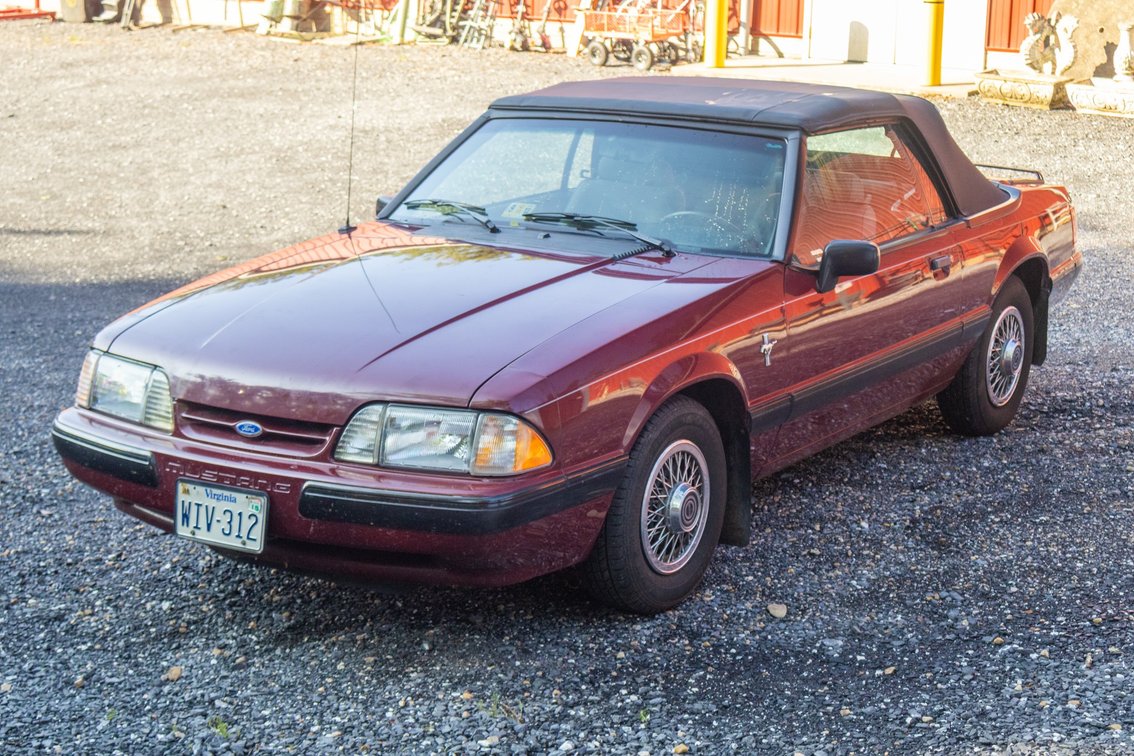 1989 Ford Mustang