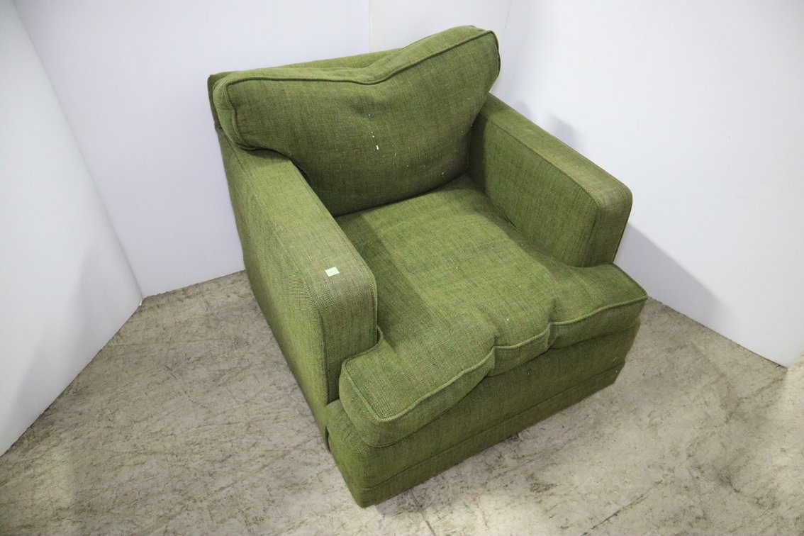 Sitting Chair